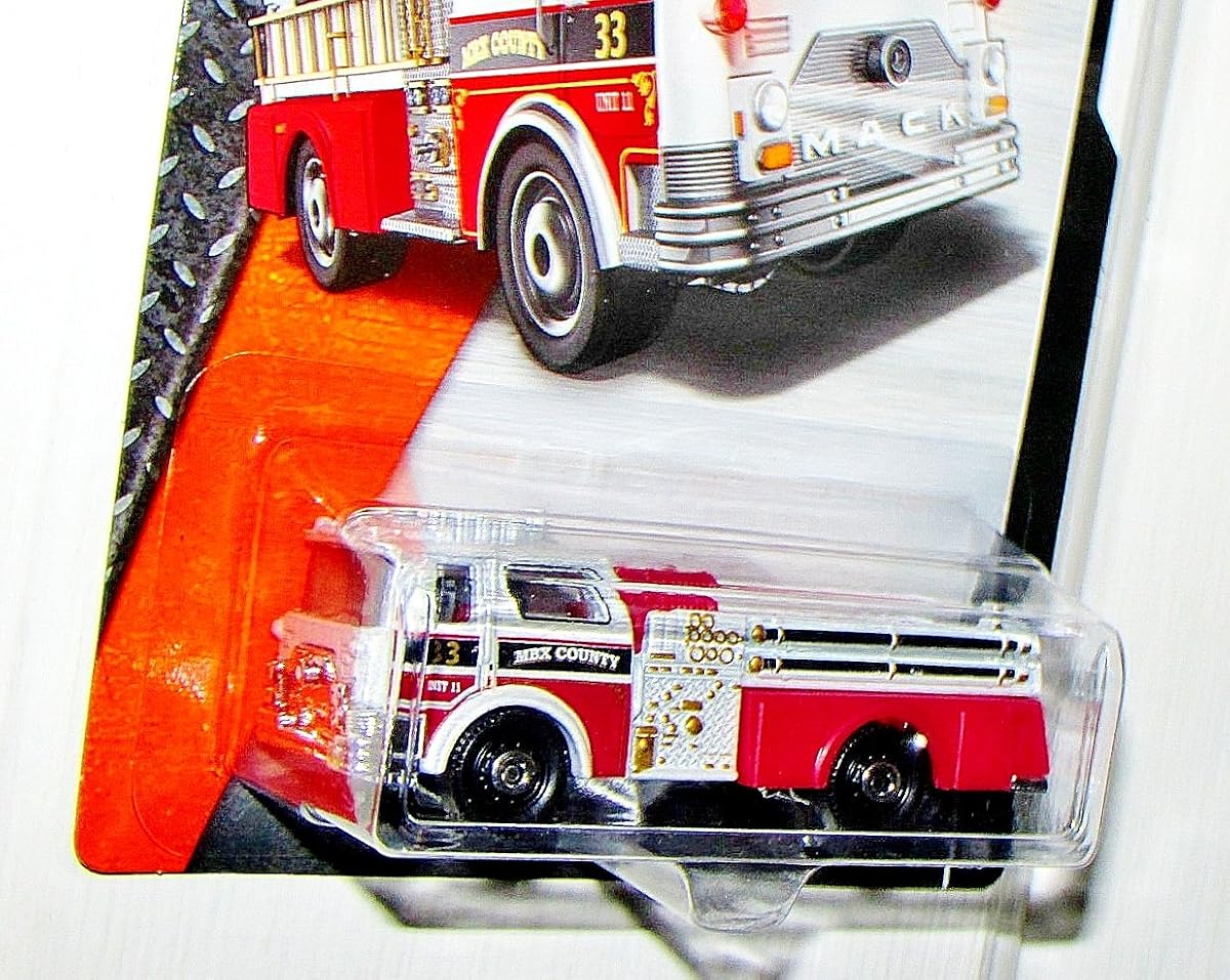 2015 MBX Heroic Rescue '75 Mack CF Fire Engine 55/120, Red and White — view 4
