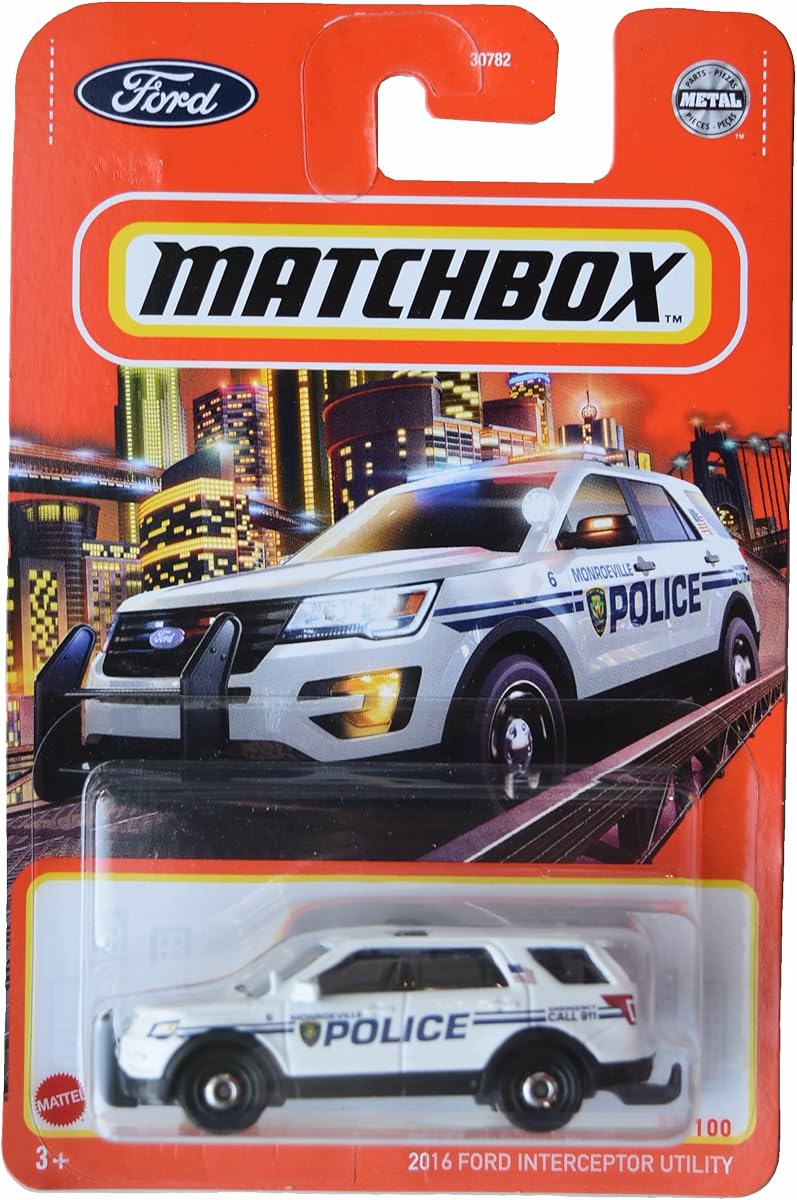 2016 Ford Interceptor Utility, White 92/100 — view 2
