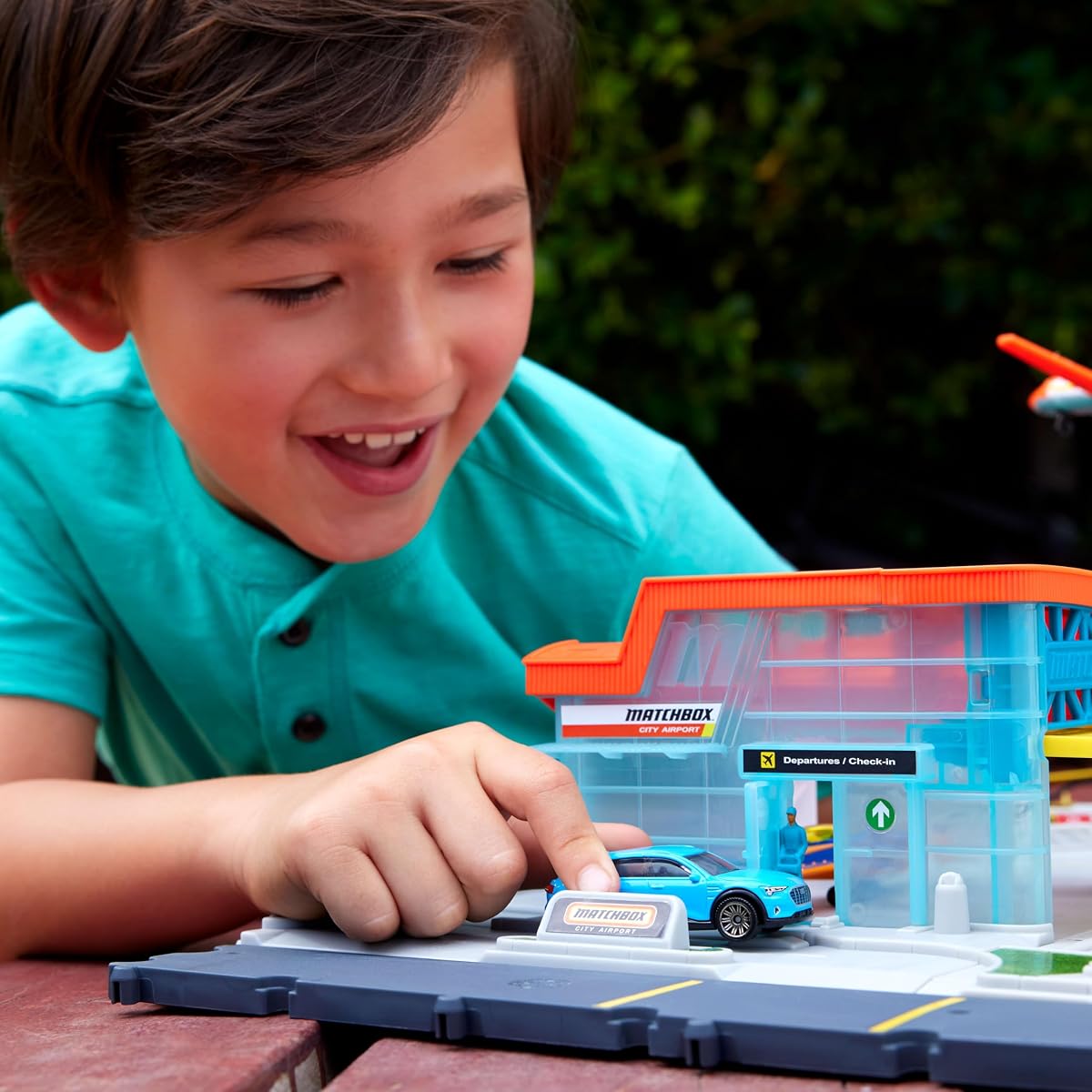 Takeoff Adventure Airport Set with Audi & Plane — view 3